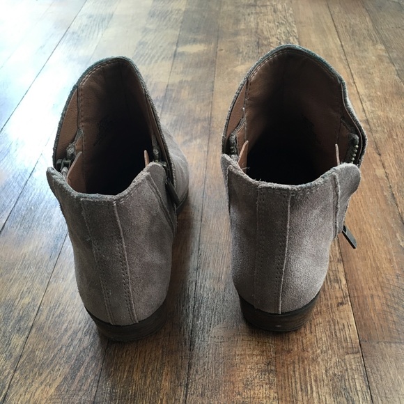 Lucky Brand Basel Ankle Boots - Picture 4 of 8